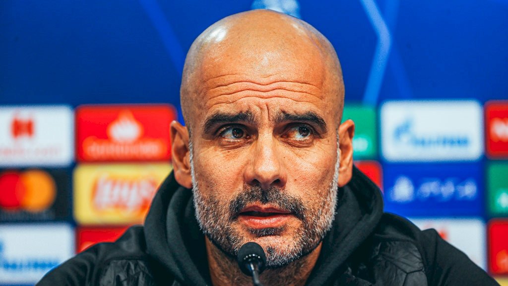 Manchester City coach Pep Guardiola denied press reports that his contract contains a termination clause that would allow him to leave the club at the end of the season.